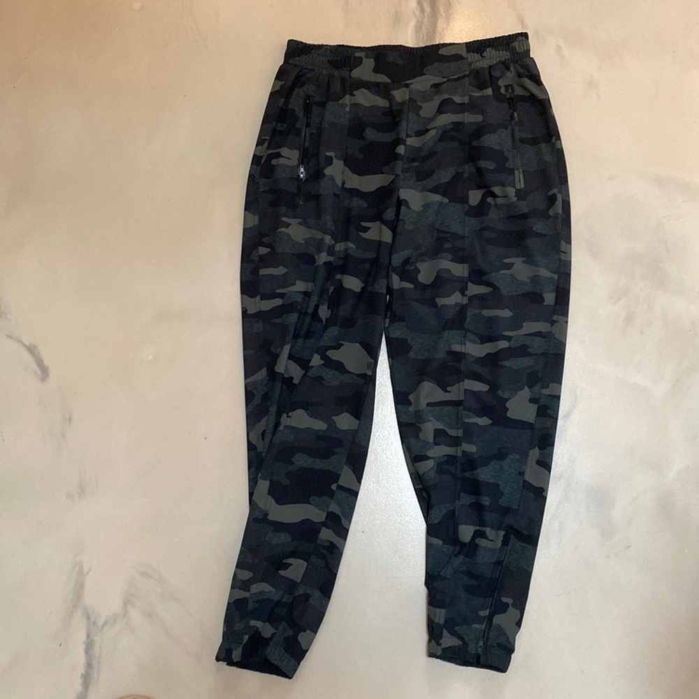 Old navy camo joggers